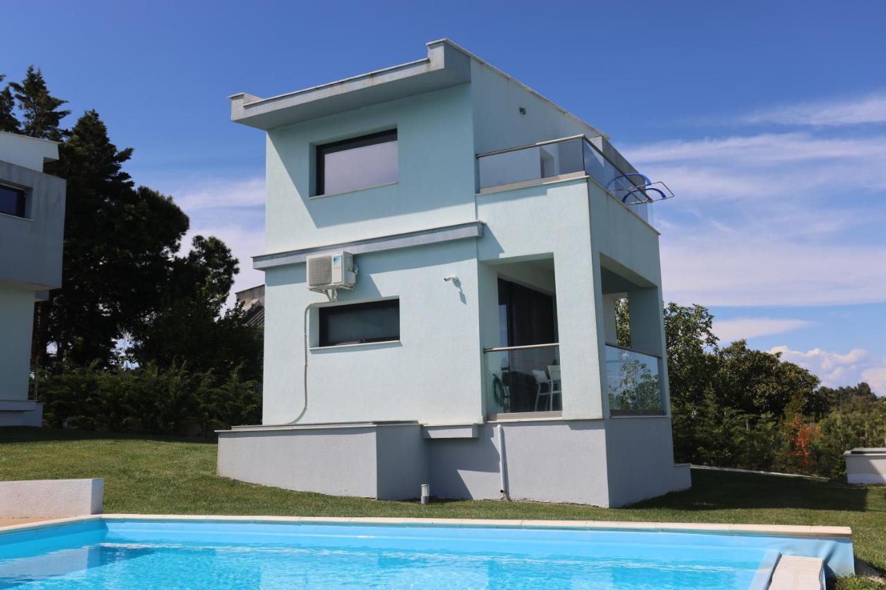 Blue Avenue Aparthotel Paliouri Bagian luar foto
