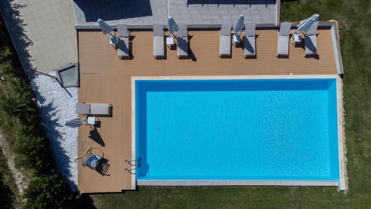 Blue Avenue Aparthotel Paliouri Bagian luar foto