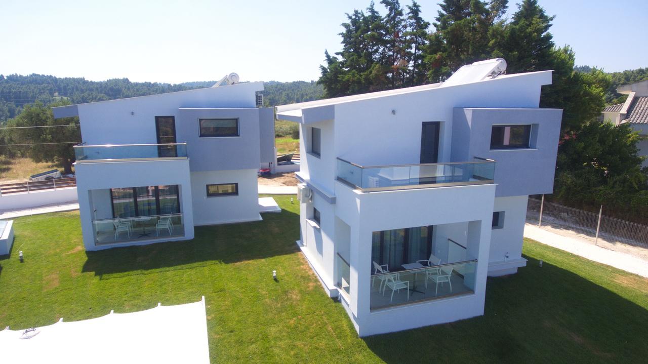 Blue Avenue Aparthotel Paliouri Bagian luar foto