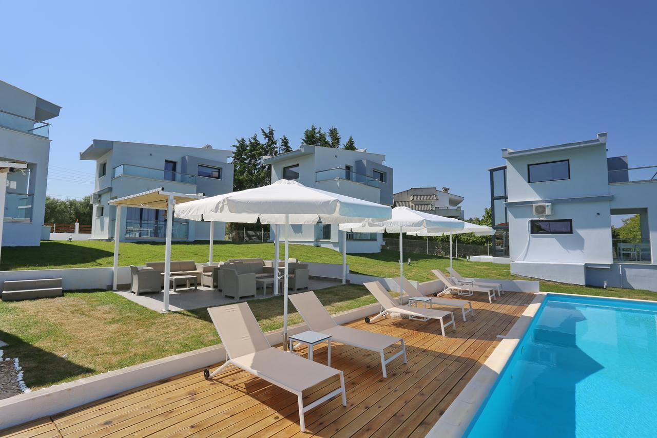 Blue Avenue Aparthotel Paliouri Bagian luar foto