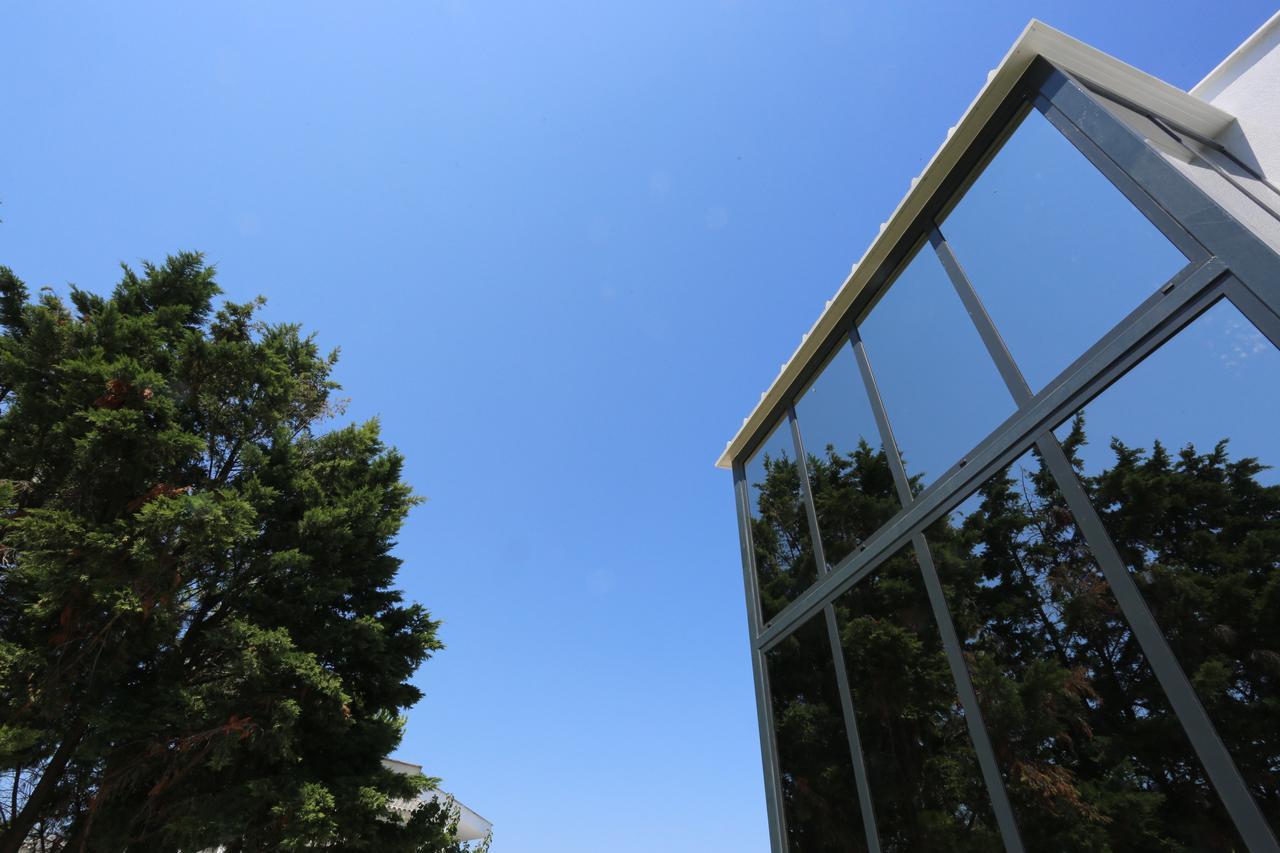 Blue Avenue Aparthotel Paliouri Bagian luar foto